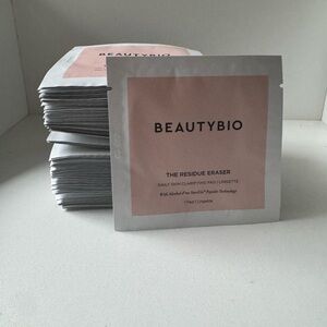 100-ct BeautyBio The Residue Eraser Pads